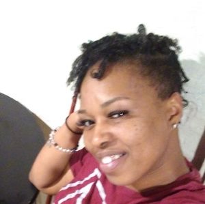 Meet your Posher, Mesha